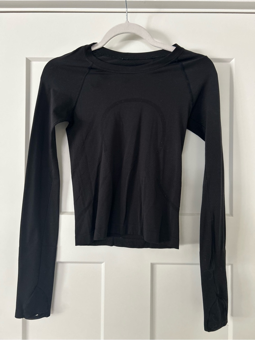 lululemon swiftly tech Black Long-Sleeve Athletic Tee